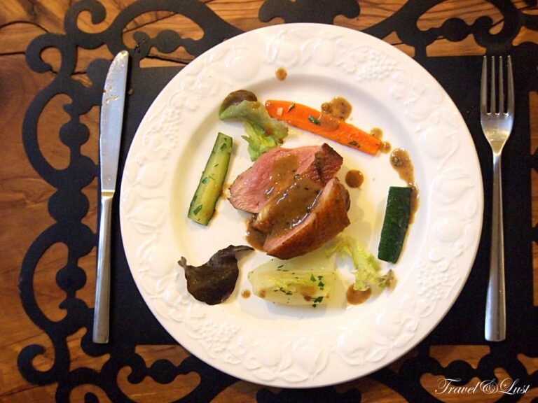 Enroll in our cooking courses for professionals in Florence and live the authentic Italian culinary experience