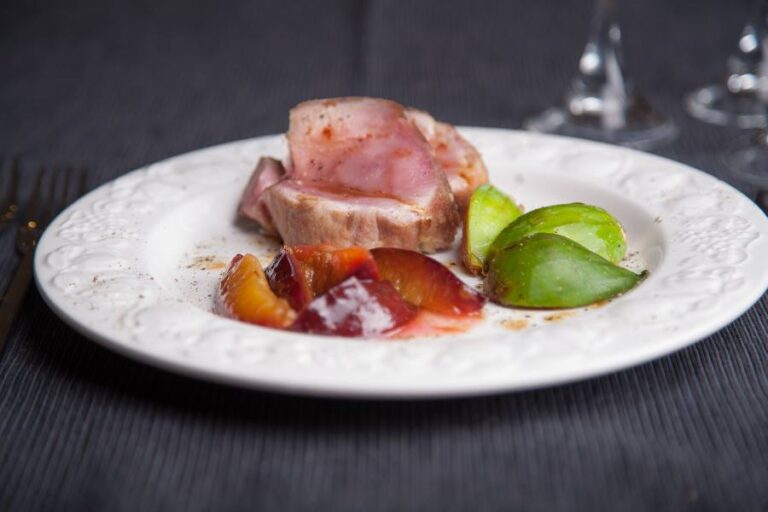 Live the authentic Italian culinary experience as a professional on vacation in Florence