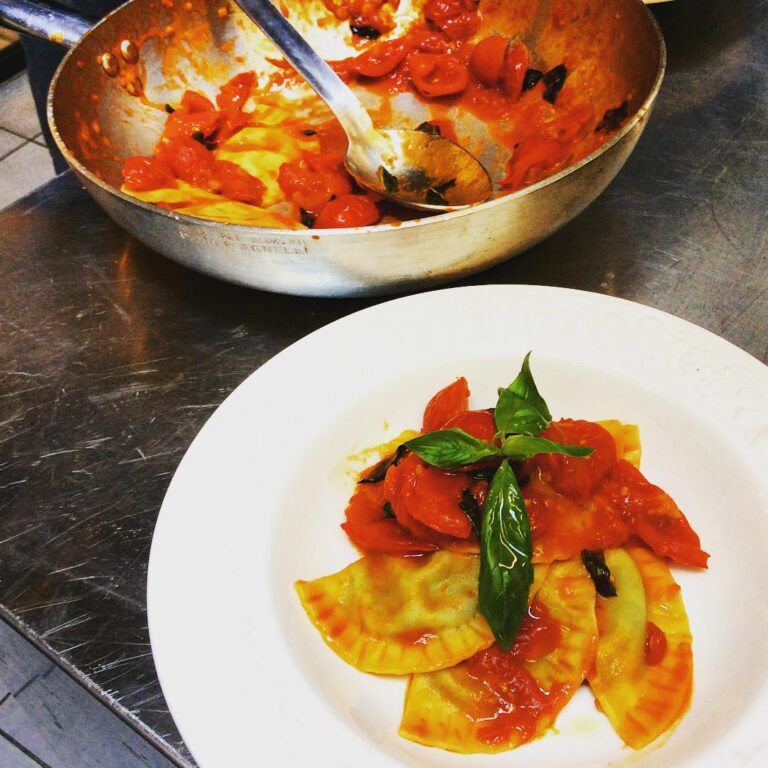 What you will learn during our university student cooking courses in Tuscany