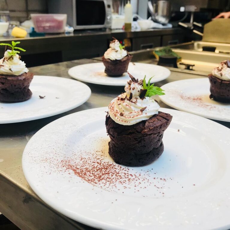 Tuscan cuisine: a unique culinary experience during your honeymoon in Florence